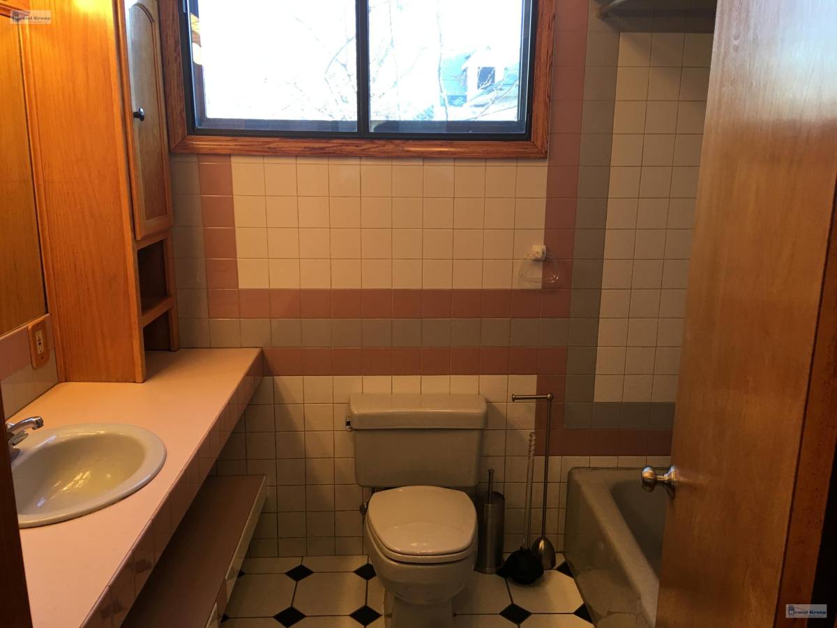 House for rent at 98 Boston Ave #2, Medford, MA 02155