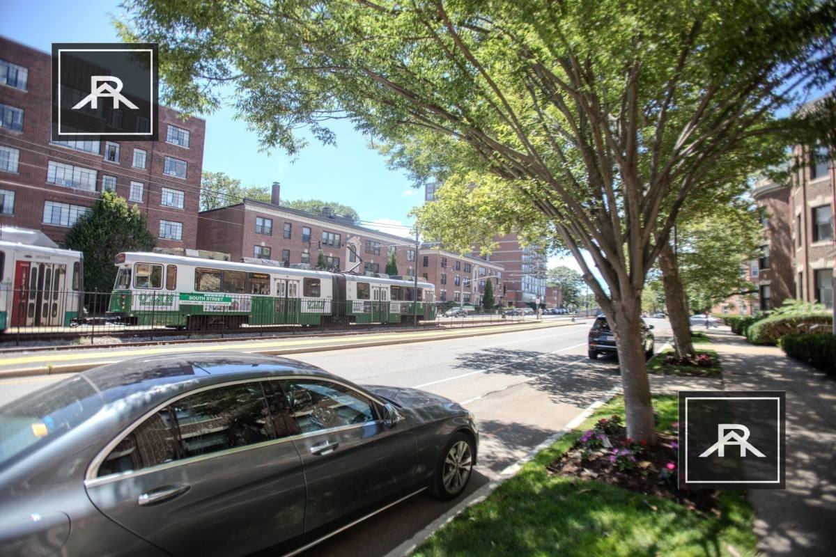 Apartment for rent at 1945 Commonwealth #53, Brighton, MA 02135
