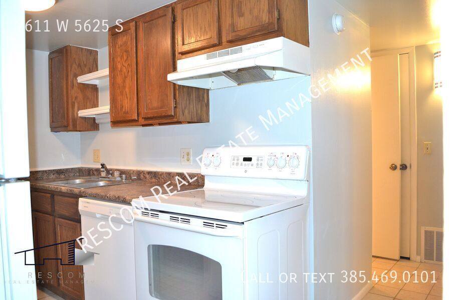 Condo for rent at 2611 W 5625 S, Roy, UT 84067