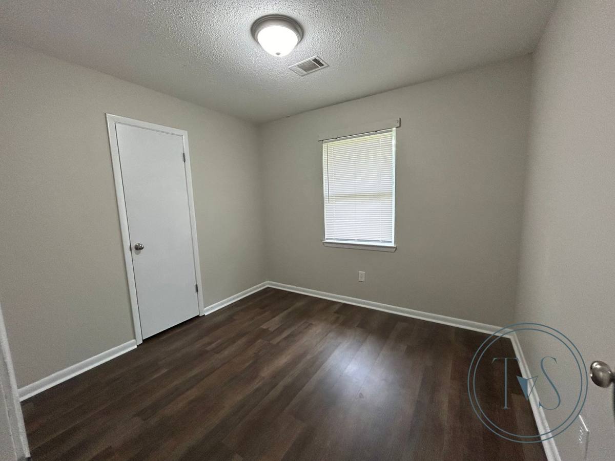 House for rent at 993 White Circle, Hinesville, GA 31313