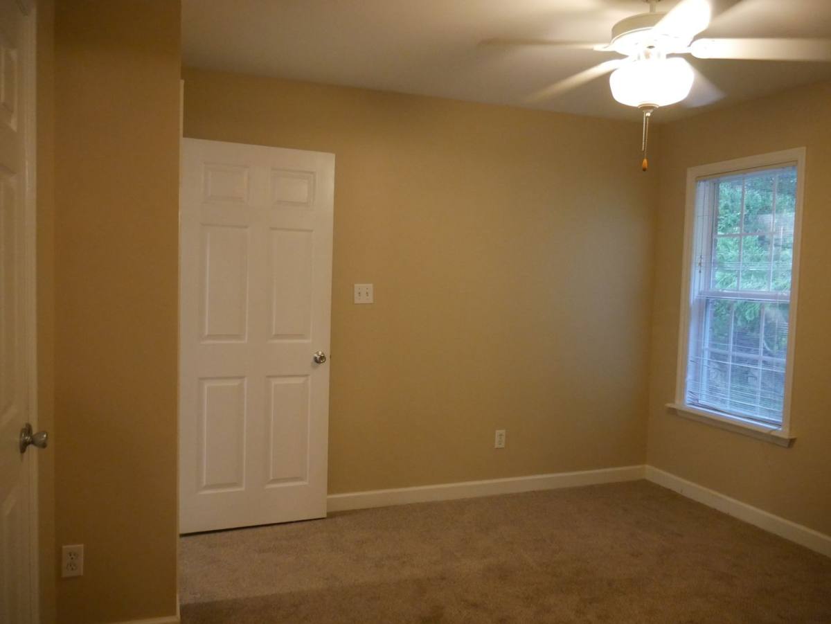 House for rent at 4906 Timberwood Dr, Hahira, GA 31632
