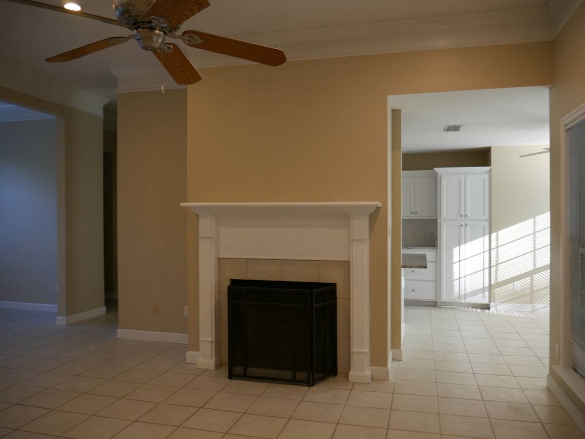 House for rent at 4906 Timberwood Dr, Hahira, GA 31632