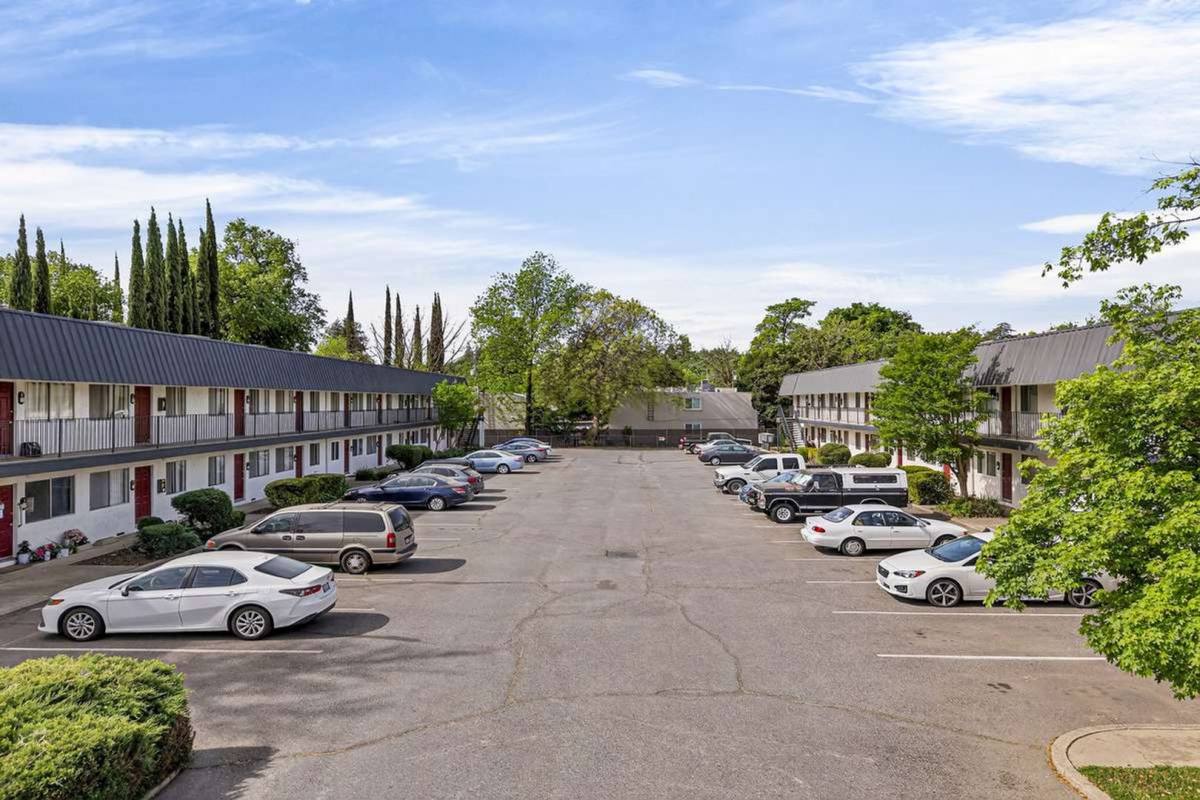 Apartment for rent at 1431 1435 Warner St, Chico, CA 95926