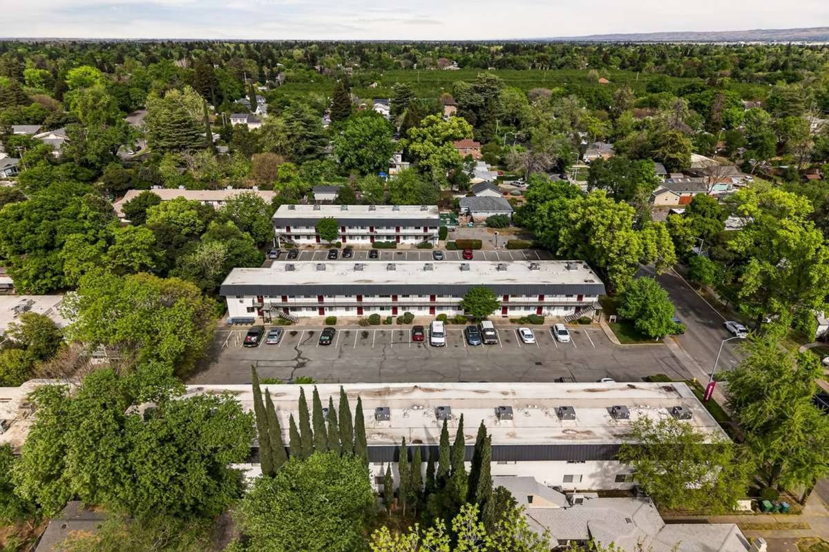 Apartment for rent at 1431 1435 Warner St, Chico, CA 95926