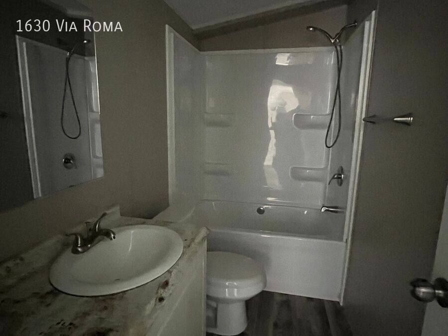 House for rent at 1630 Via Roma, Memphis, TN 38127