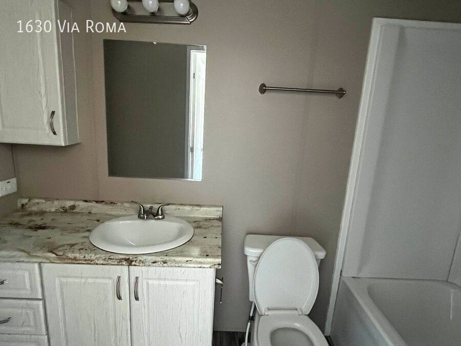 House for rent at 1630 Via Roma, Memphis, TN 38127