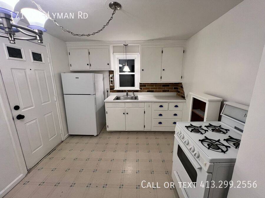Apartment for rent at 171 Old Lyman Rd, Chicopee, MA 01020
