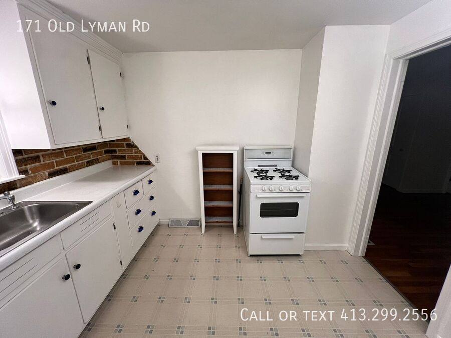 Apartment for rent at 171 Old Lyman Rd, Chicopee, MA 01020