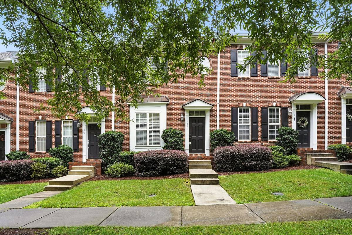 Townhouse for rent at 104 W Savannah Ridge Rd, Holly Springs, NC 27540