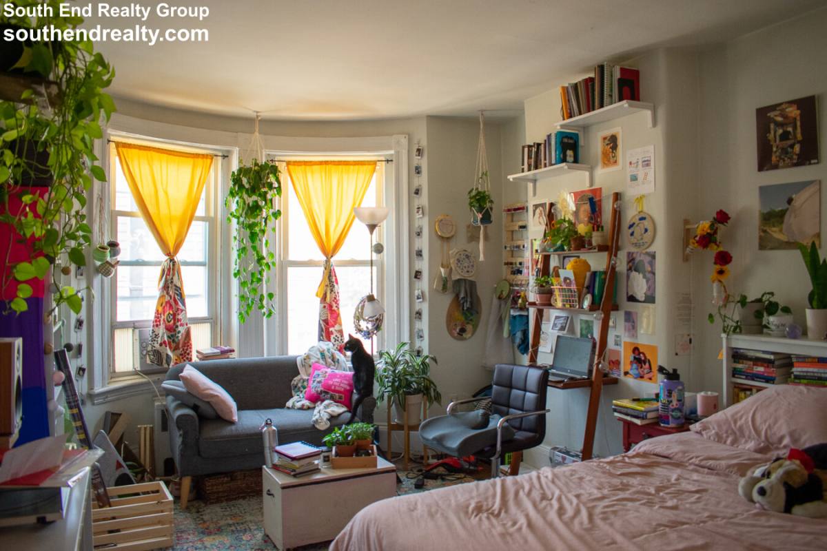 Apartment for rent at 760 Huntington Ave #3, Boston, MA 02115