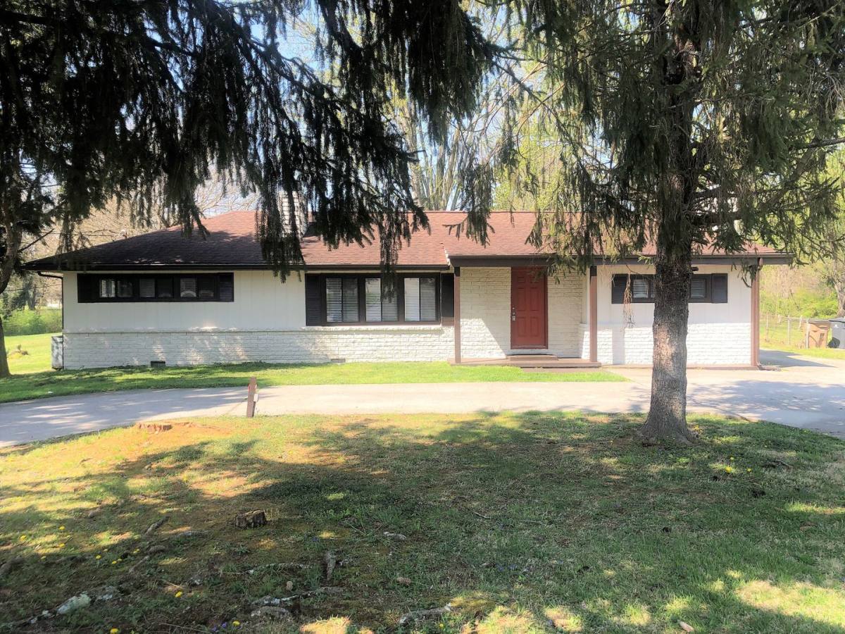 House for rent at 1301 Rocky Hill Rd, Knoxville, TN 37919