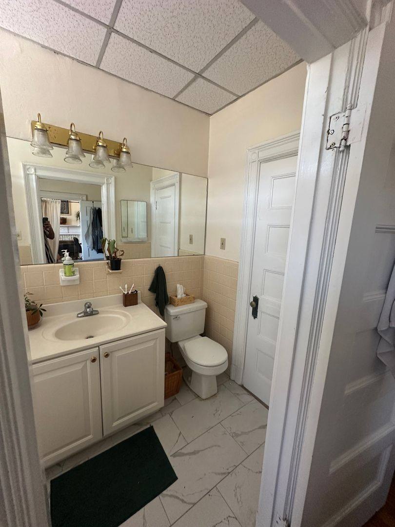 Apartment for rent at 1648 Massachusetts Ave, Cambridge, MA 02138