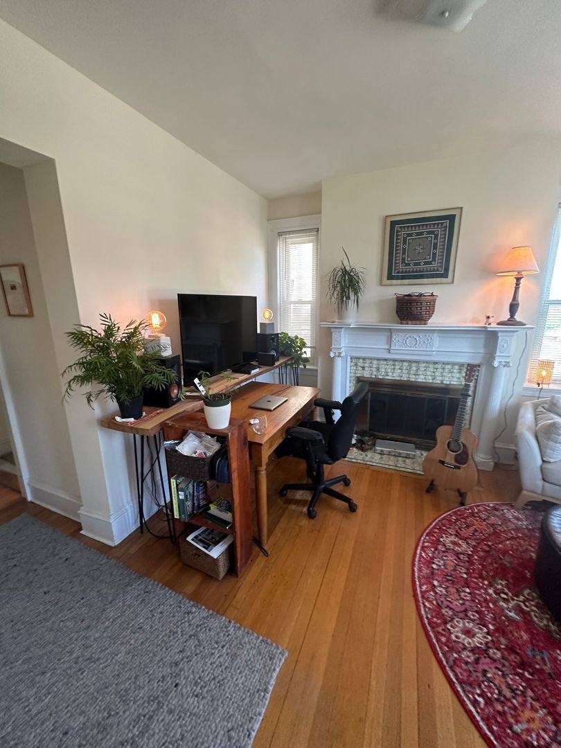 Apartment for rent at 1648 Massachusetts Ave, Cambridge, MA 02138