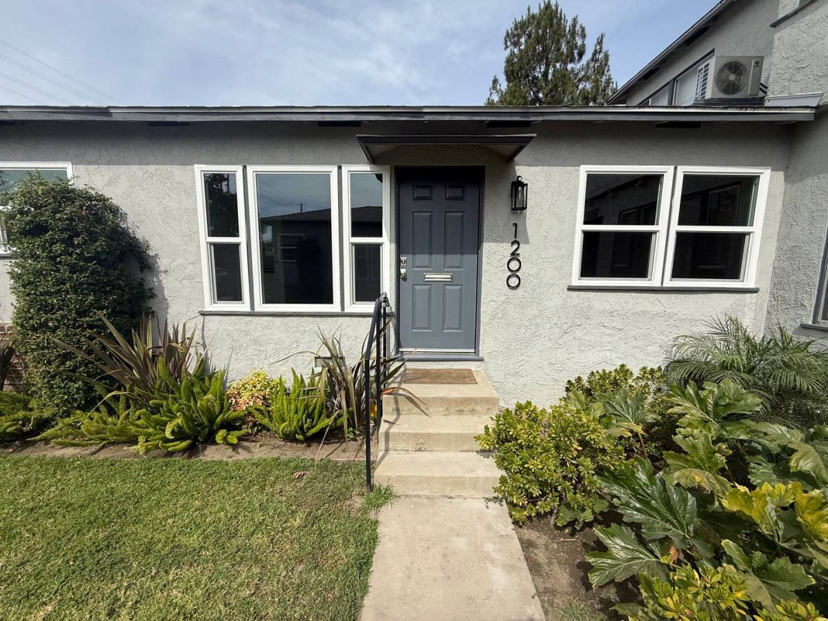 Apartment for rent at 1200 W Alameda Ave, Burbank, CA 91506