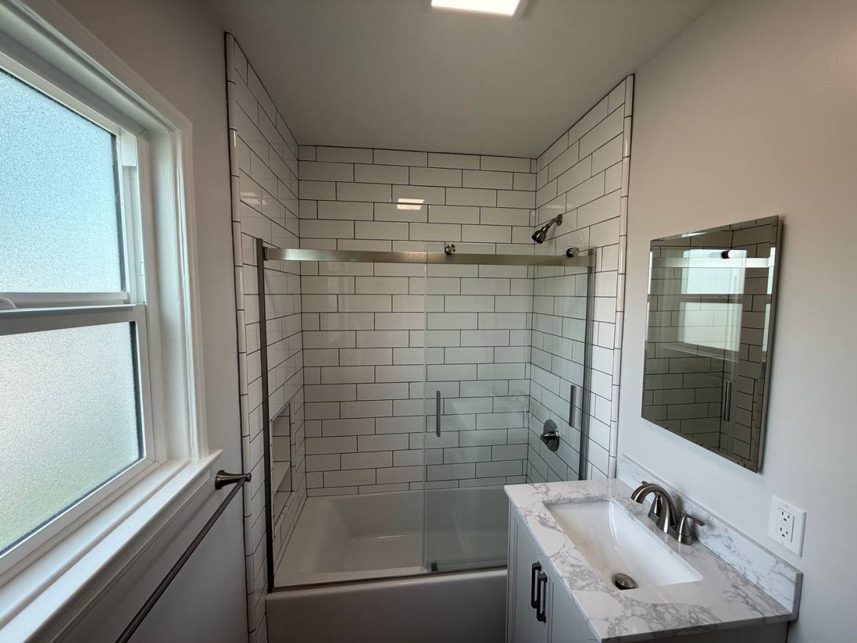 Apartment for rent at 1200 W Alameda Ave, Burbank, CA 91506