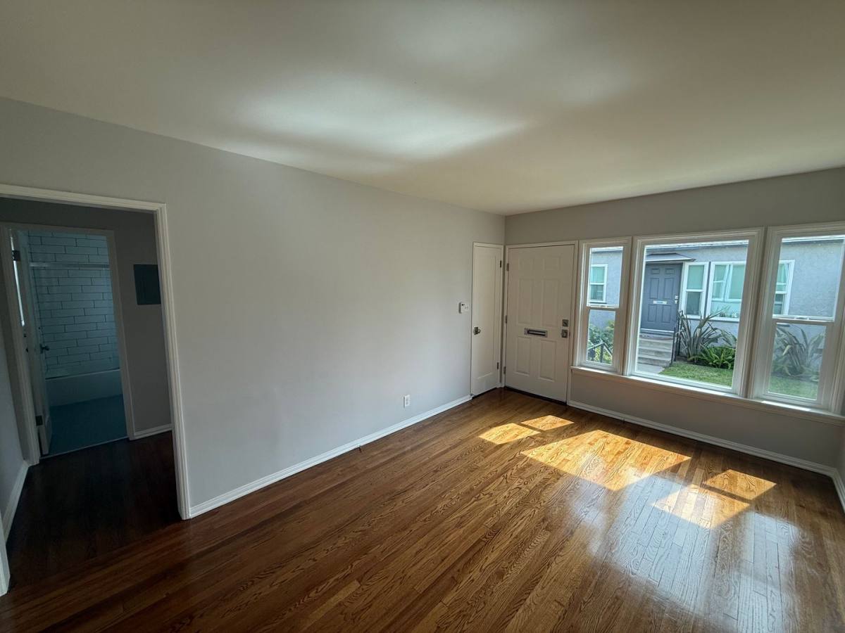Apartment for rent at 1200 W Alameda Ave, Burbank, CA 91506