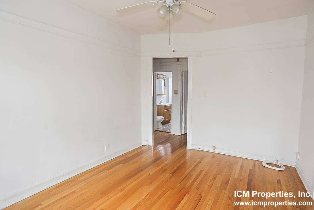 Apartment for rent at 1916 W Winona St #3, Chicago, IL 60640