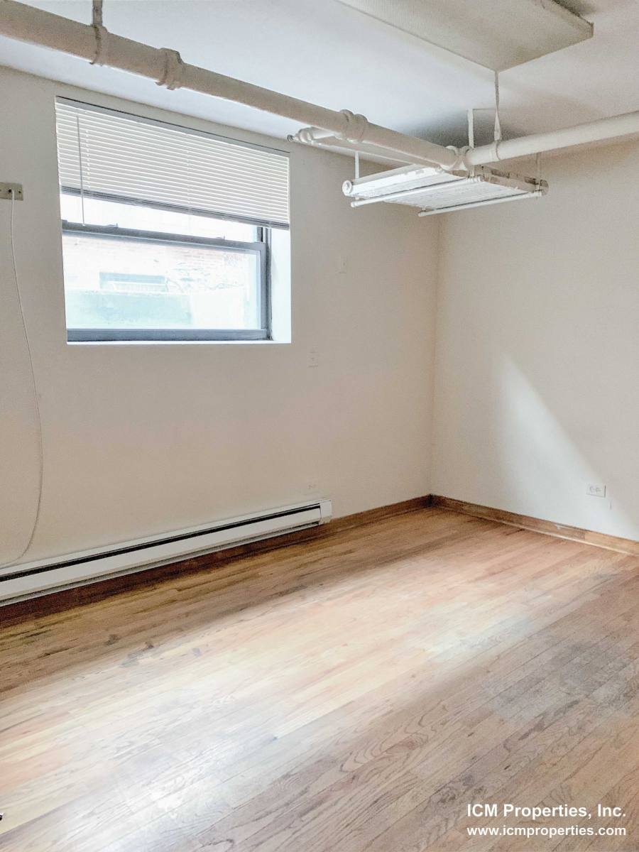Apartment for rent at 2876 N Clark St #G, Chicago, IL 60657