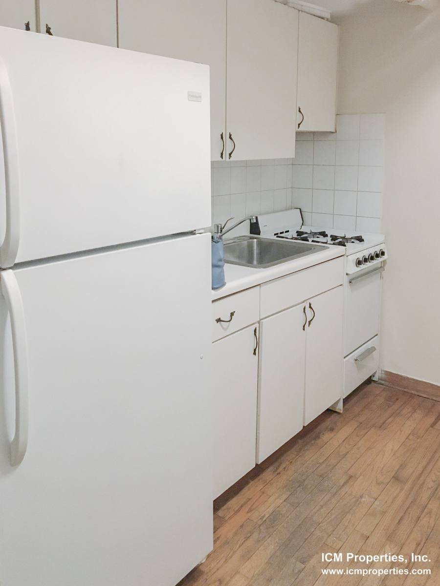 Apartment for rent at 2876 N Clark St #G, Chicago, IL 60657