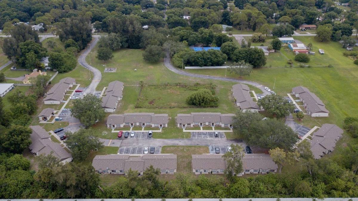 Apartment for rent at 709 Oceanside Circle, Ruskin, FL 33570