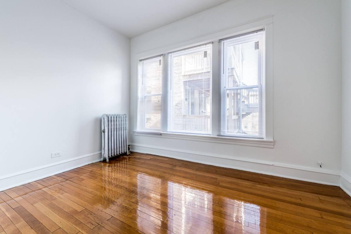 Apartment for rent at 7755 S Sangamon St, Chicago, IL 60620