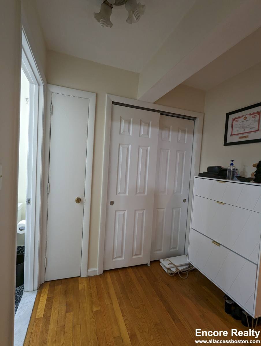 Apartment for rent at 34 Gardner St #1, Allston, MA 02134