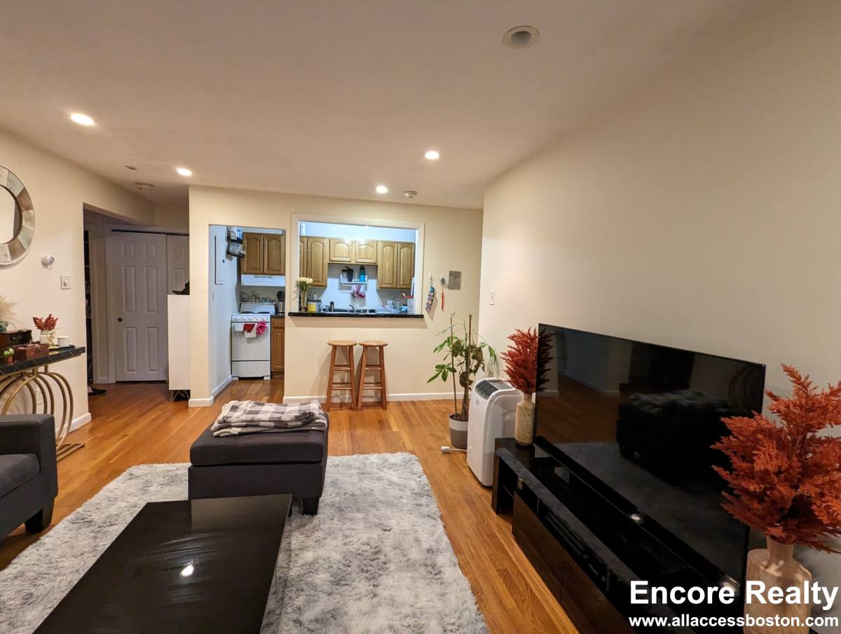 Apartment for rent at 34 Gardner St #1, Allston, MA 02134