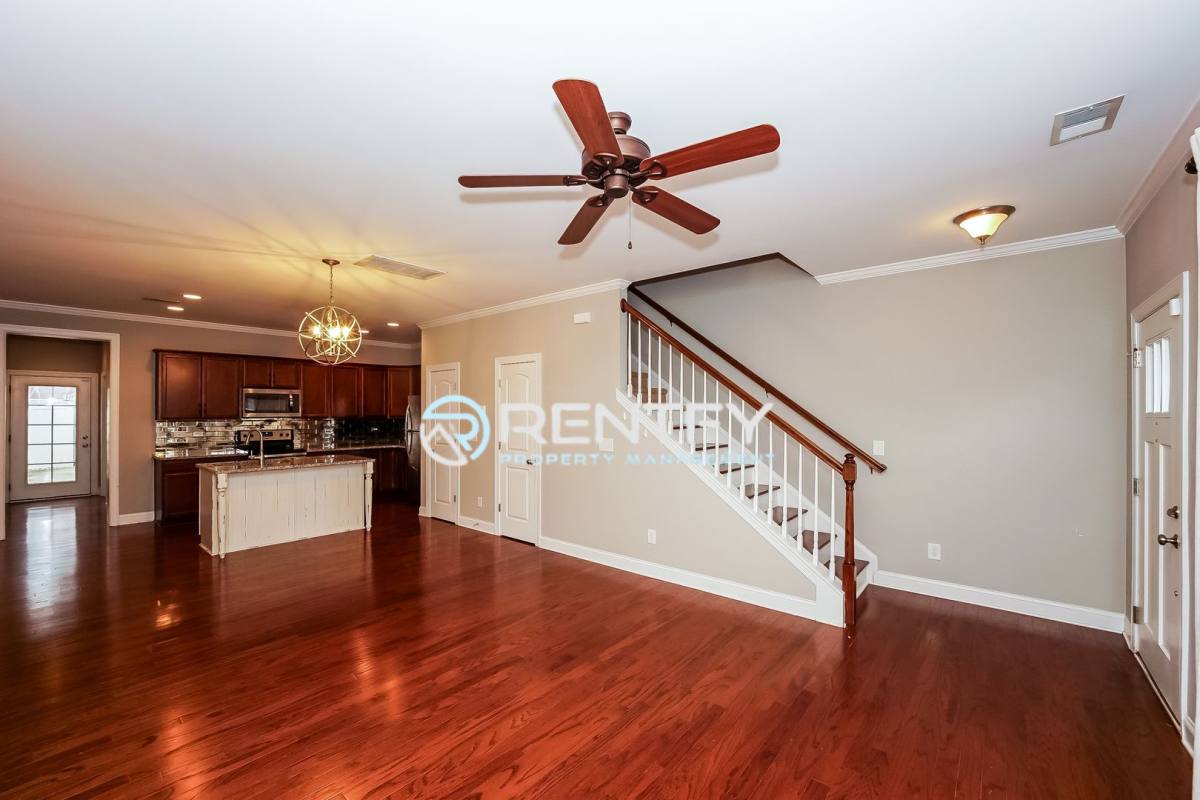 Townhouse for rent at 2506 Gallery Dr, Denver, NC 28037