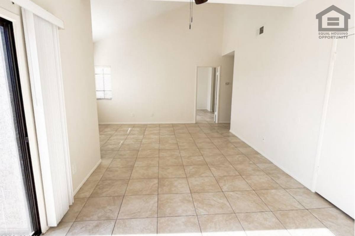 Apartment for rent at 930 N Mesa Dr, Mesa, AZ 85201