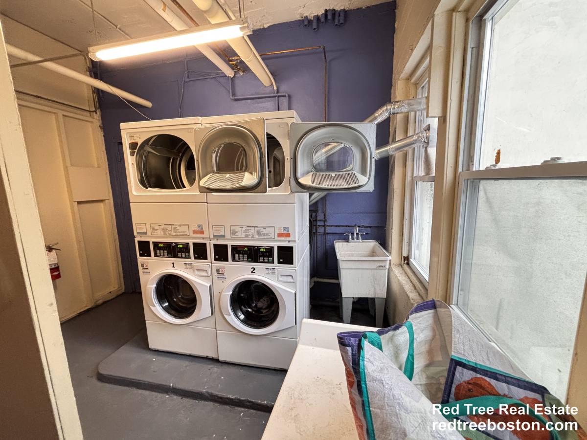 Apartment for rent at 1687 Commonwealth Ave #27, Brighton, MA 02135