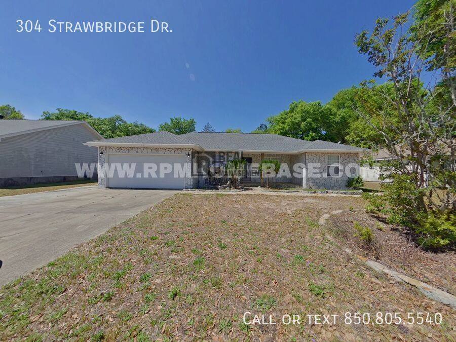 House for rent at 304 Strawbridge Dr, Crestview, FL 32539