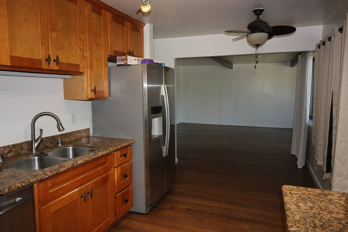 House for rent at 1922 Moraga Dr, Santa Rosa, CA 95404