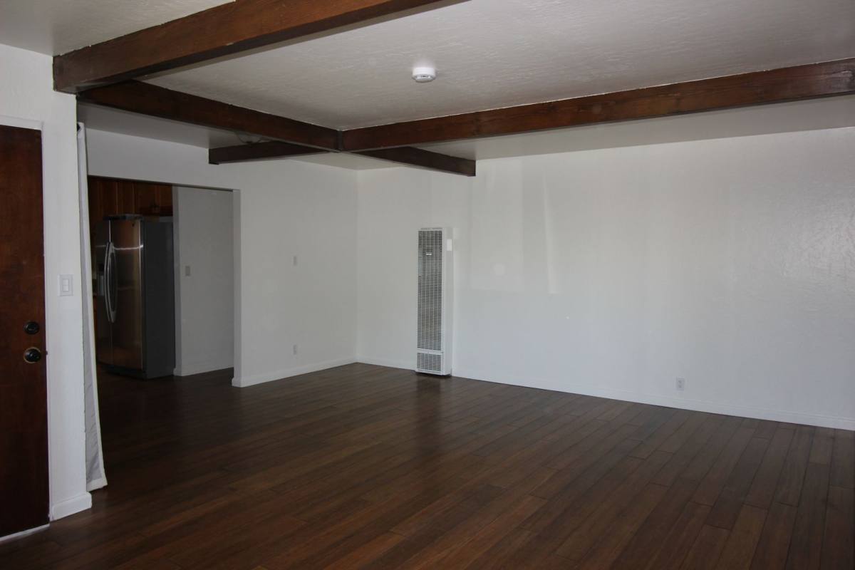 House for rent at 1922 Moraga Dr, Santa Rosa, CA 95404