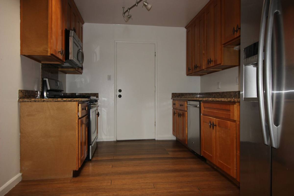 House for rent at 1922 Moraga Dr, Santa Rosa, CA 95404