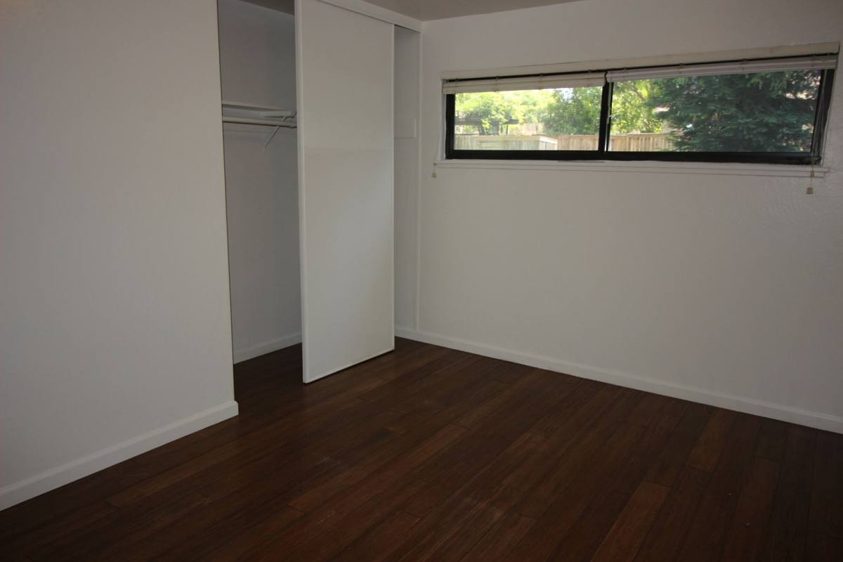 House for rent at 1922 Moraga Dr, Santa Rosa, CA 95404