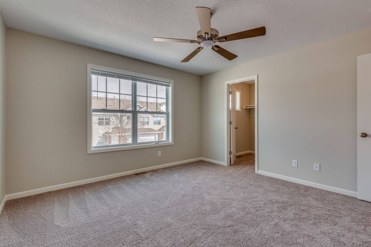 Townhouse for rent at 12648 Pond View Rd, Zimmerman, MN 55398