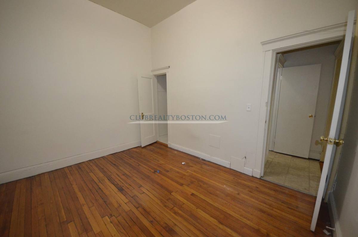 Apartment for rent at 25 Walbridge St #B, Allston, MA 02134