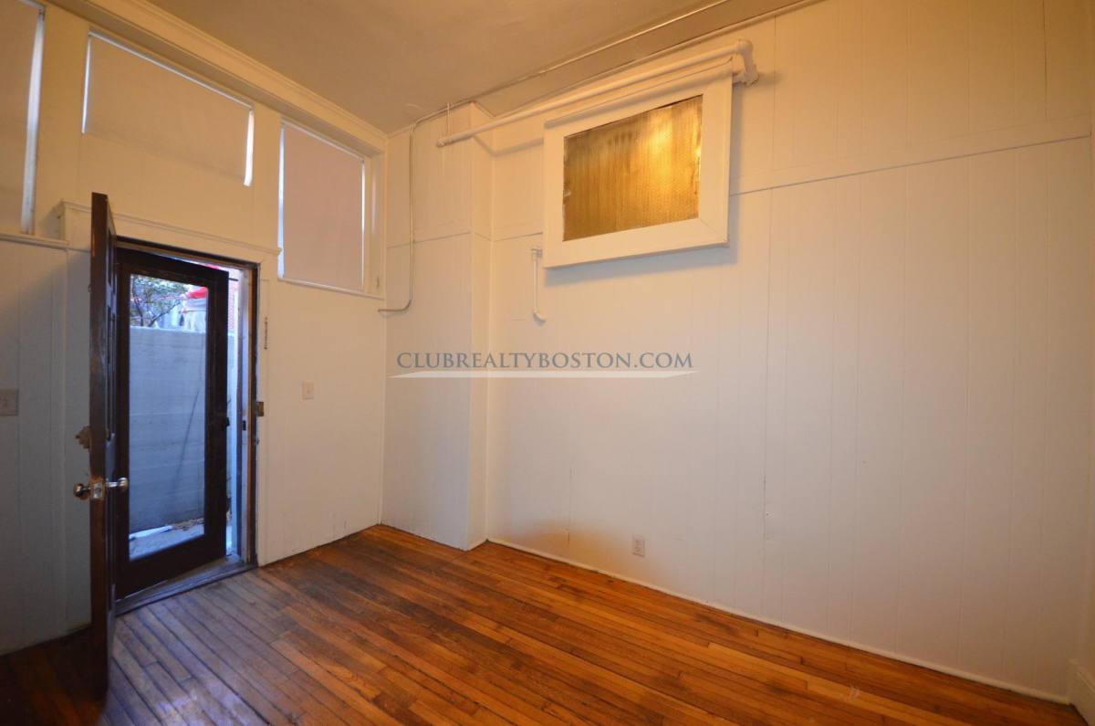 Apartment for rent at 25 Walbridge St #B, Allston, MA 02134