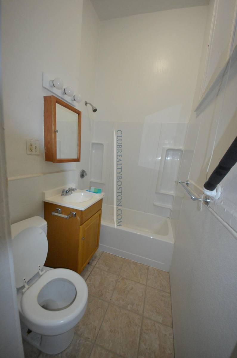 Apartment for rent at 25 Walbridge St #B, Allston, MA 02134