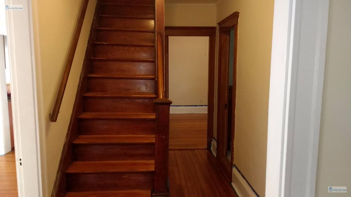 House for rent at 8 Marathon #1, Arlington, MA 02474