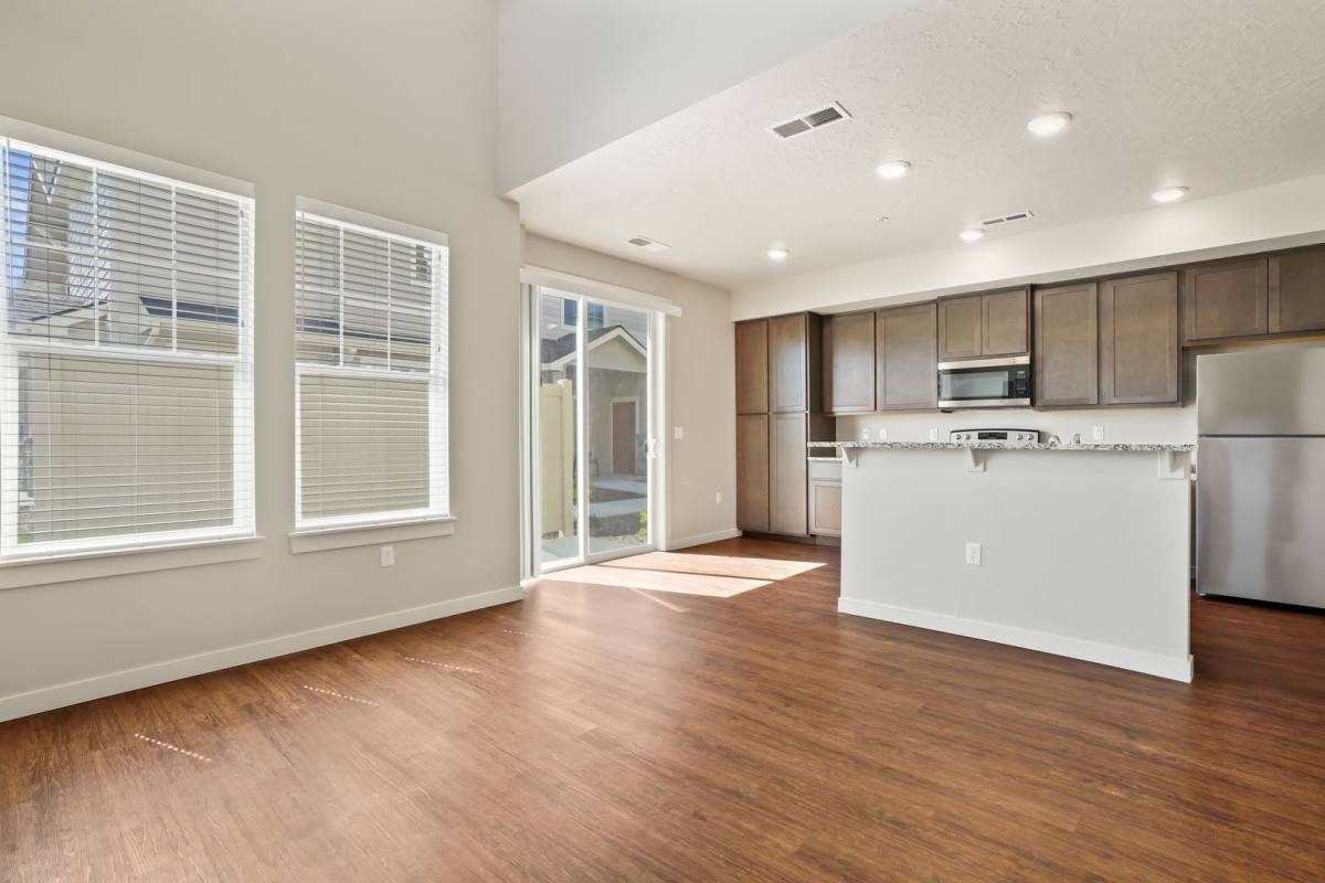 Townhouse for rent at 7356 N Lucy Rose Lane, Garden City, ID 83714