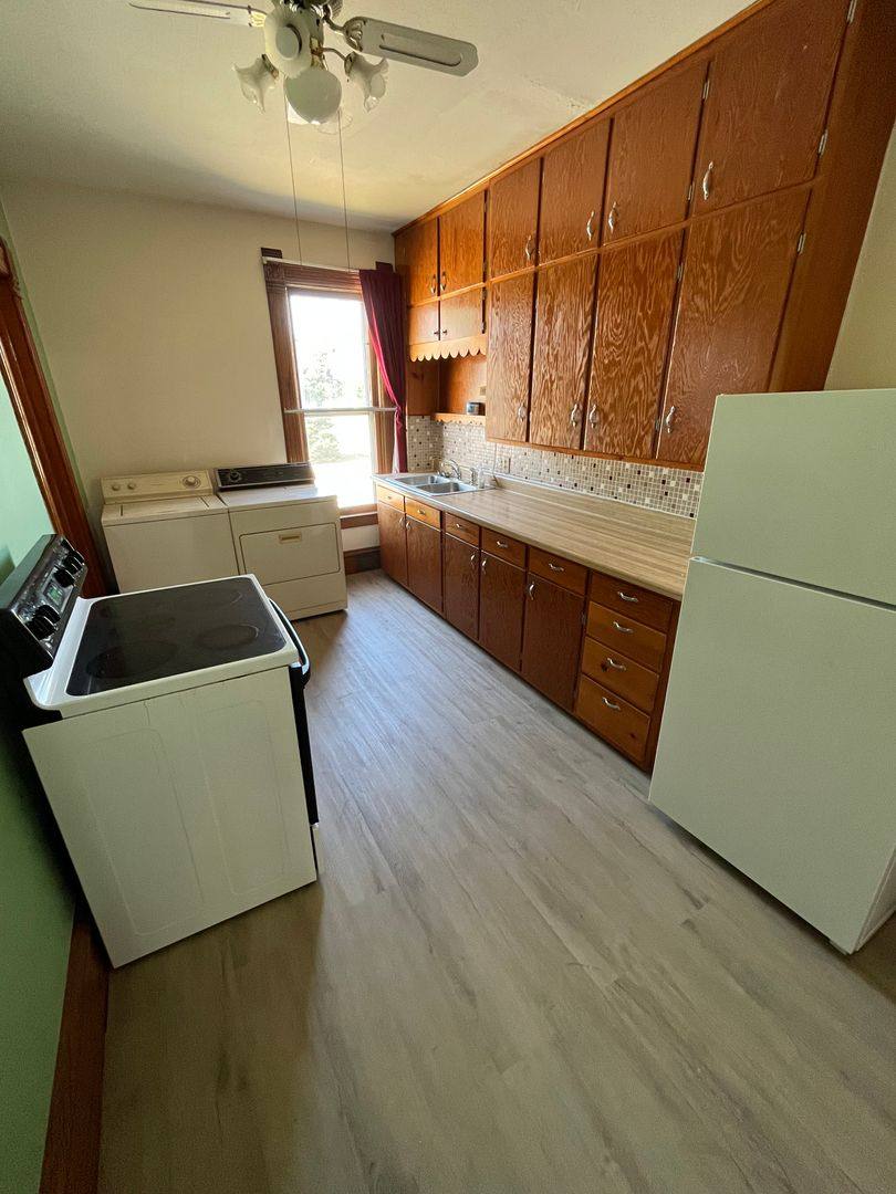 Apartment for rent at 1115 McClellan St, Tama, IA 52339