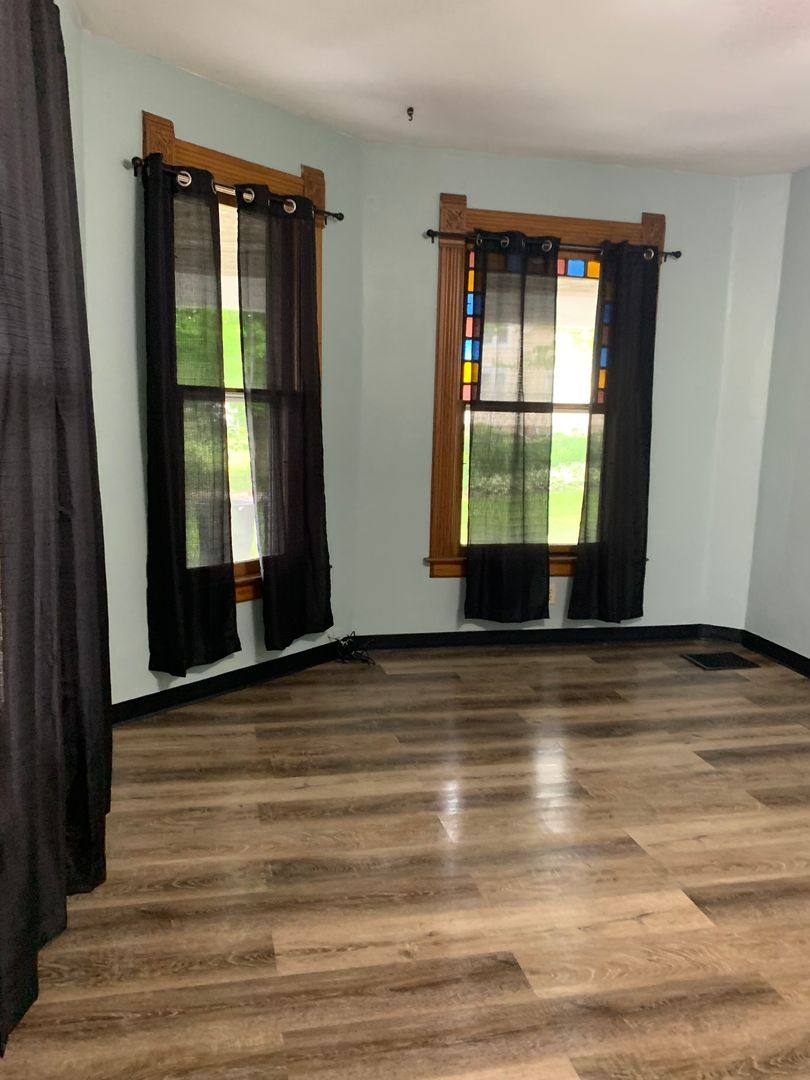 Apartment for rent at 1115 McClellan St, Tama, IA 52339