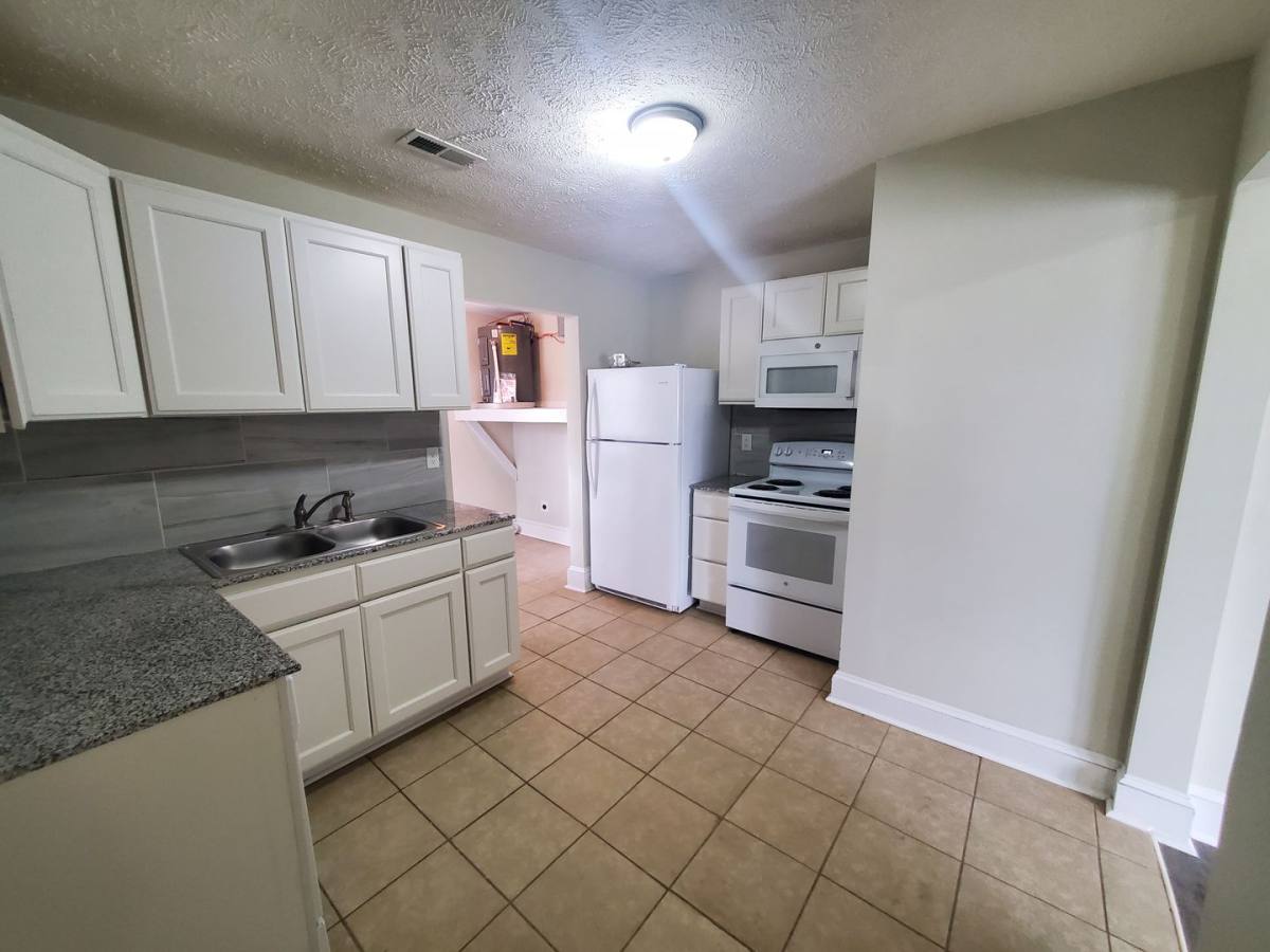 Apartment for rent at 222-A Woodrow St, Fayetteville, NC 28303