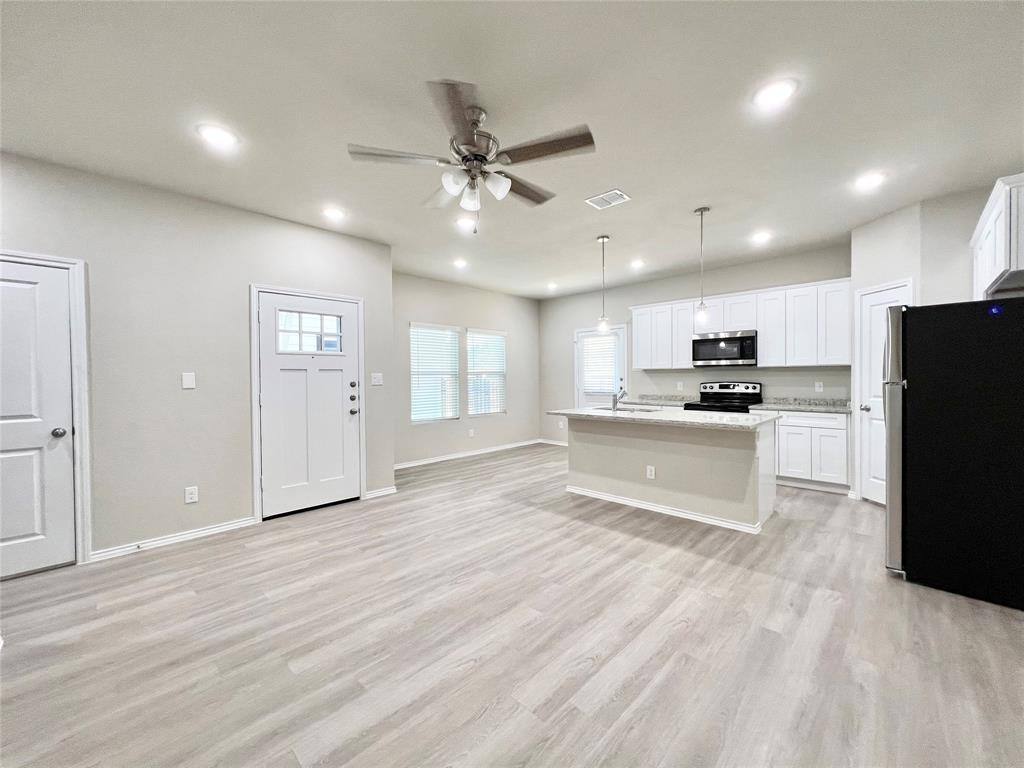 Apartment for rent at 3501 E Renfro St #119, Burleson, TX 76028