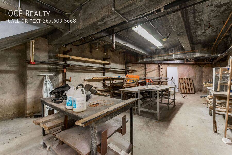 Apartment for rent at 144 W Laurel St, Philadelphia, PA 19123