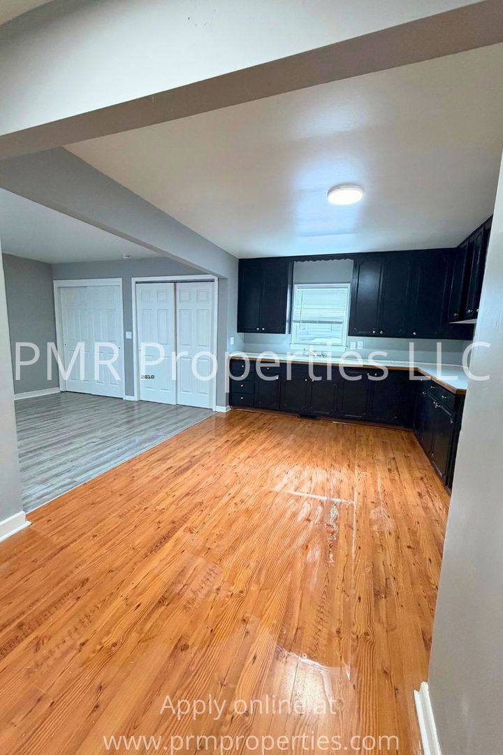 House for rent at 2115 Ave M, Council Bluffs, IA 51501