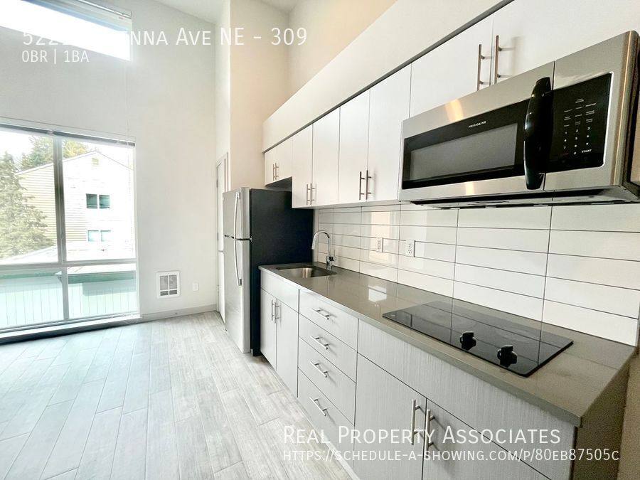 Apartment for rent at 5221 Ravenna Ave NE #309, Seattle, WA 98105