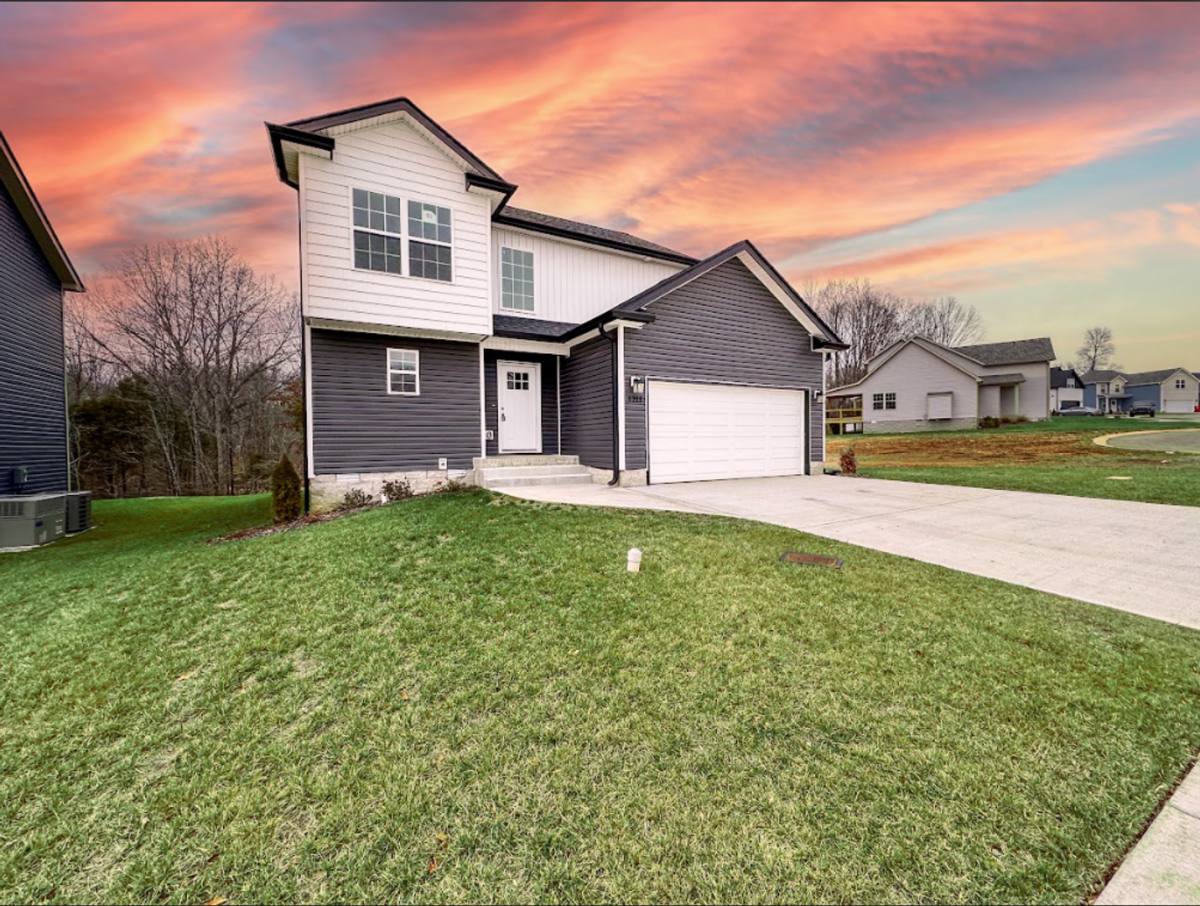 House for rent at 1211 Boulder Pass Rd, Clarksville, TN 37040