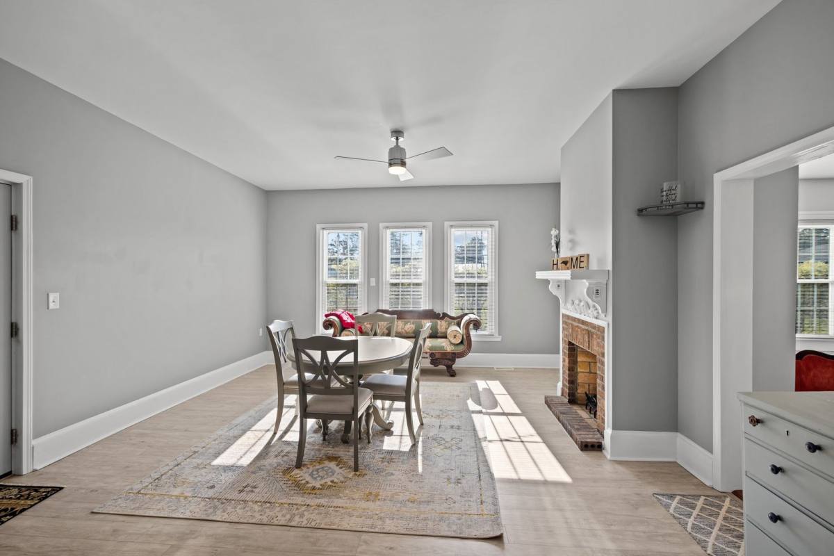 House for rent at 110 N Church St, Fremont, NC 27830